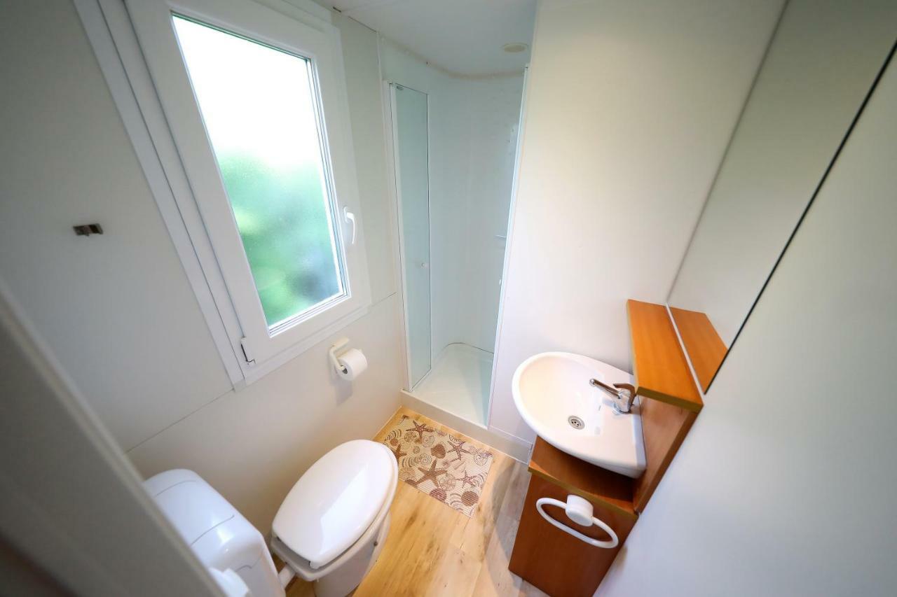Mobile Home Grbe Nin Eksteriør bilde