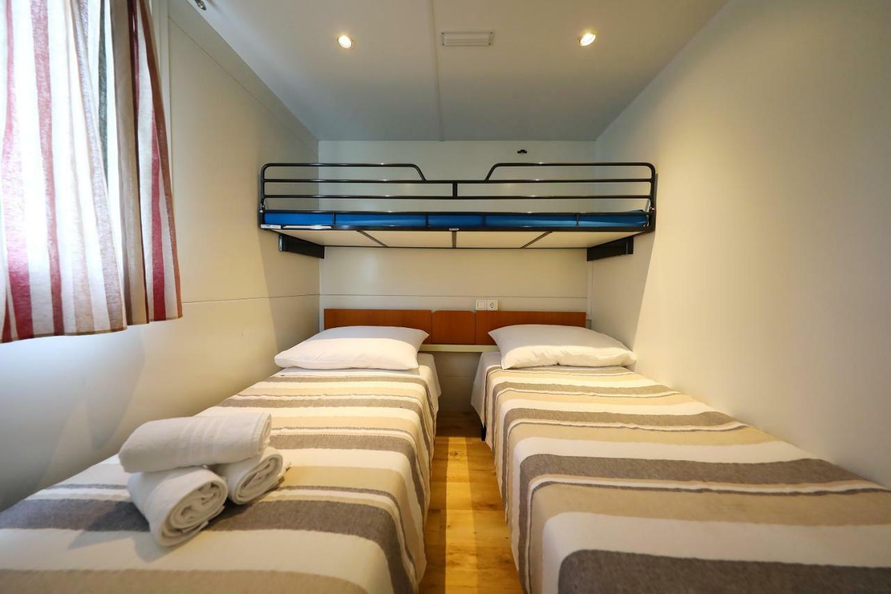 Mobile Home Grbe Nin Eksteriør bilde